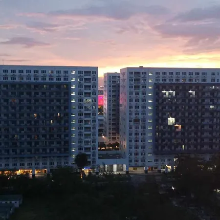 Charlie'S Penthouse In Mall Of Asia Complex